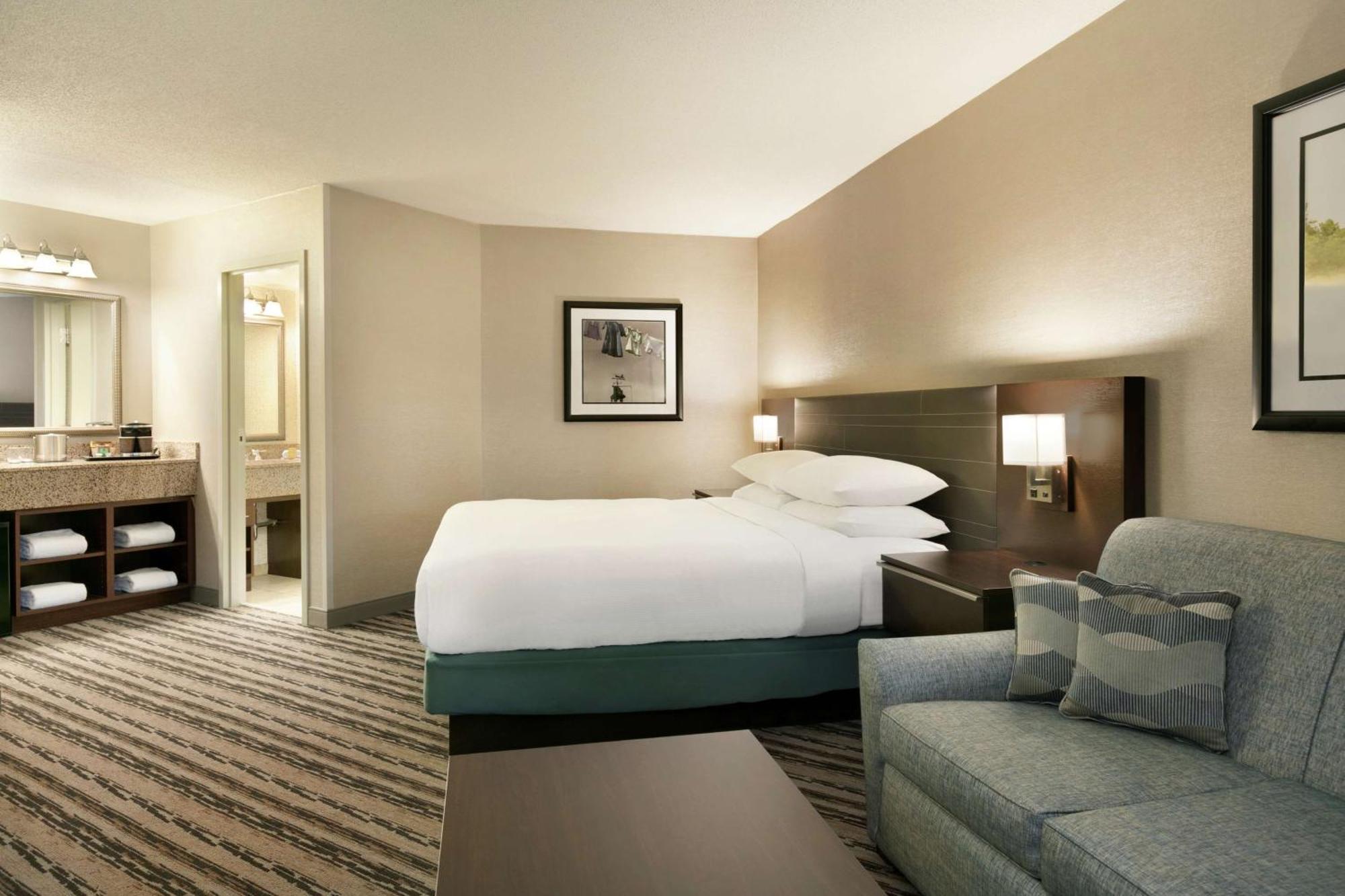 Doubletree By Hilton Lancaster